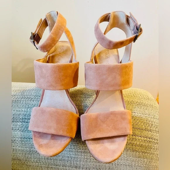 Madewell “Octavia” Suede Heels - Picture 2 of 7